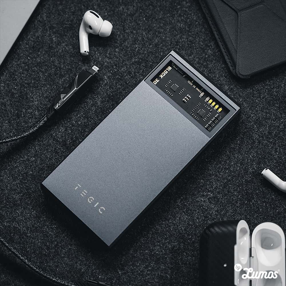 TEGIC BLOCK 30 Fast Charging Power Bank 30W In and Out 10000 mAh Type-C and USB-A Futuristic Design Power Bank
